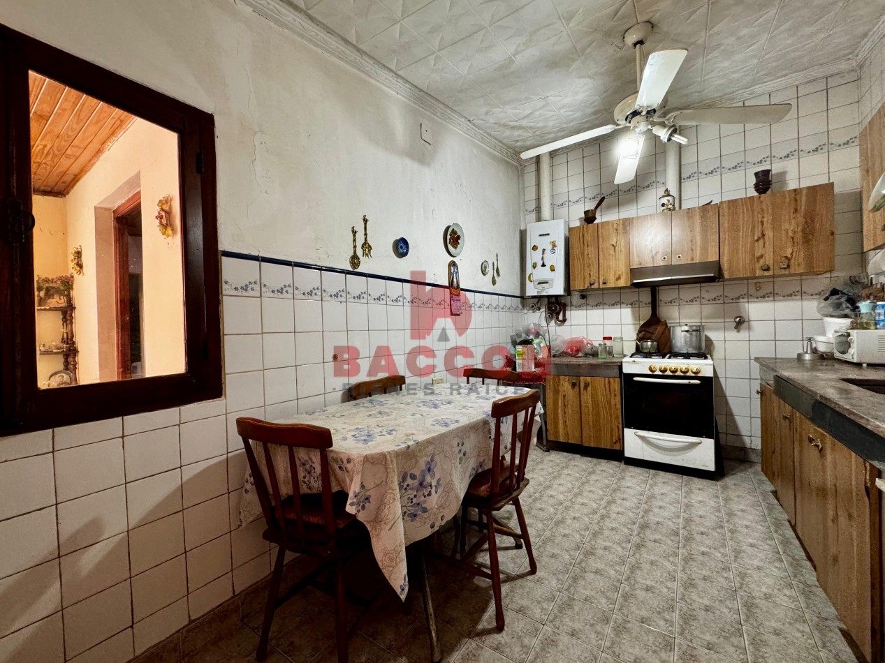 Venta Casa Catamarca Al 500 - Zona Centro