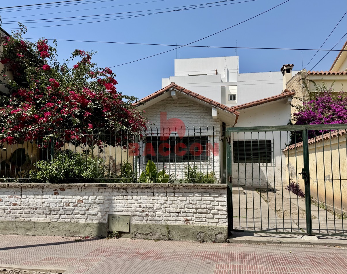 Venta Casa - Zona Centro (A Reciclar)