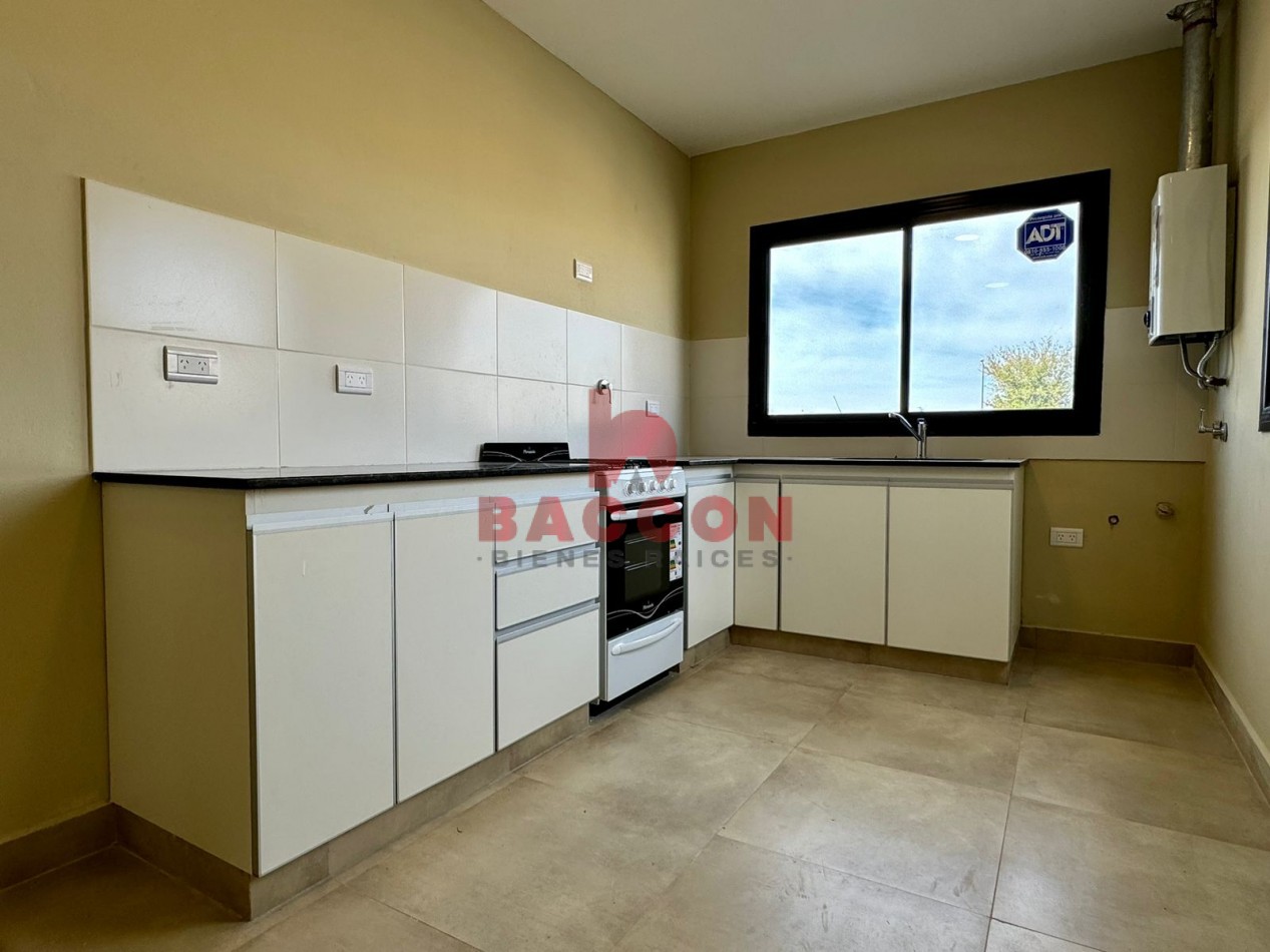 Casa en venta a estrenar Via Aurelia