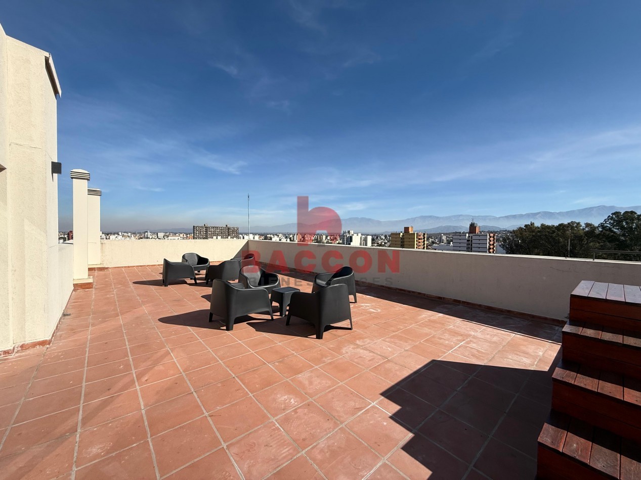 Venta Departamento 20 de Febrero al 1100
