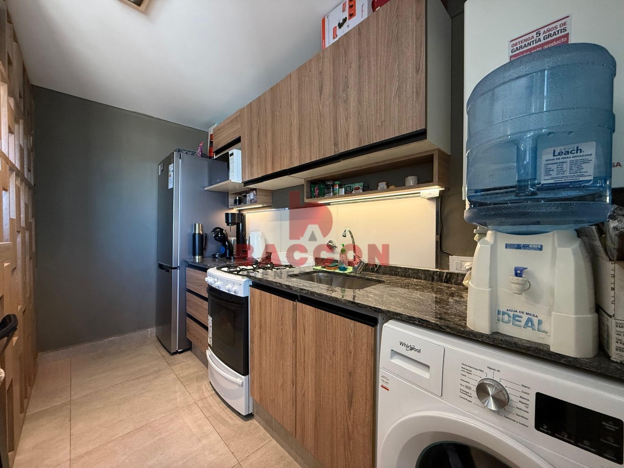 Venta Departamento 20 de Febrero al 1100