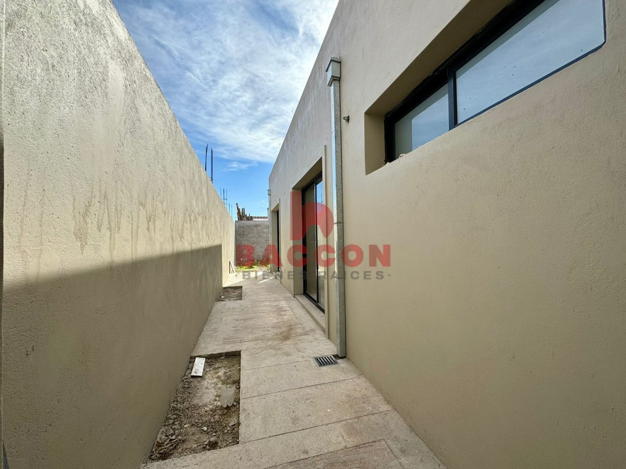 Casa en venta a estrenar Via Aurelia